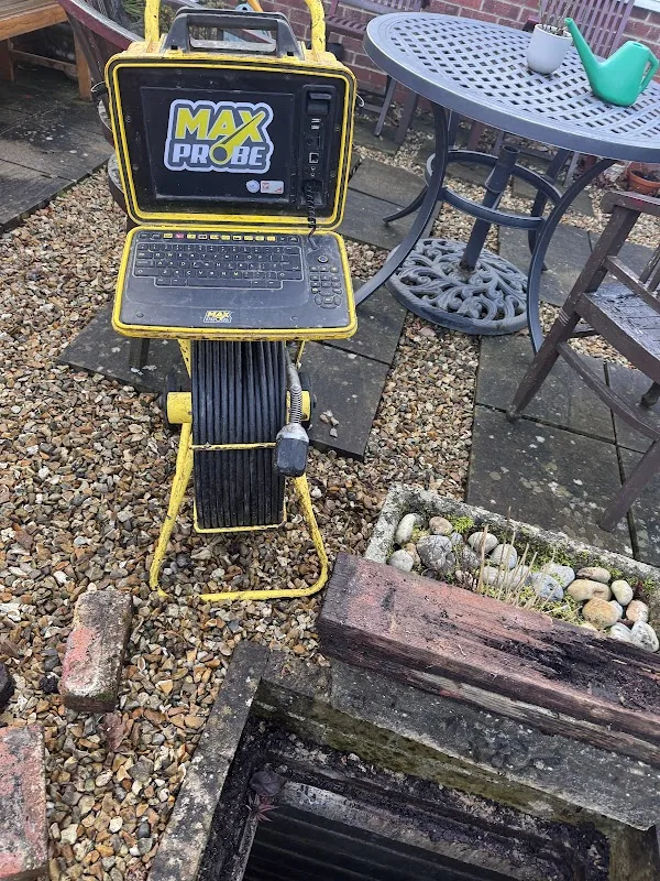 On-site CCTV inspection of a drain chamber